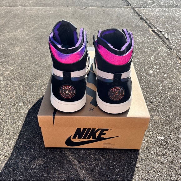 Nike Air Jordan 1 High Zoom Comfort PSG Size 7M / 8.5W New in Box - Picture 7 of 7